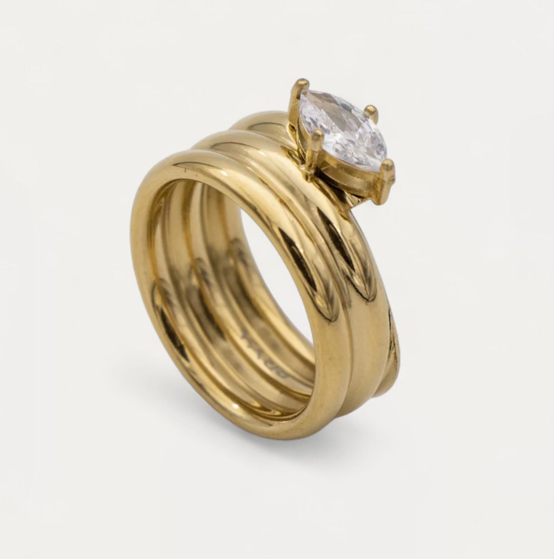 Noor Line Ring