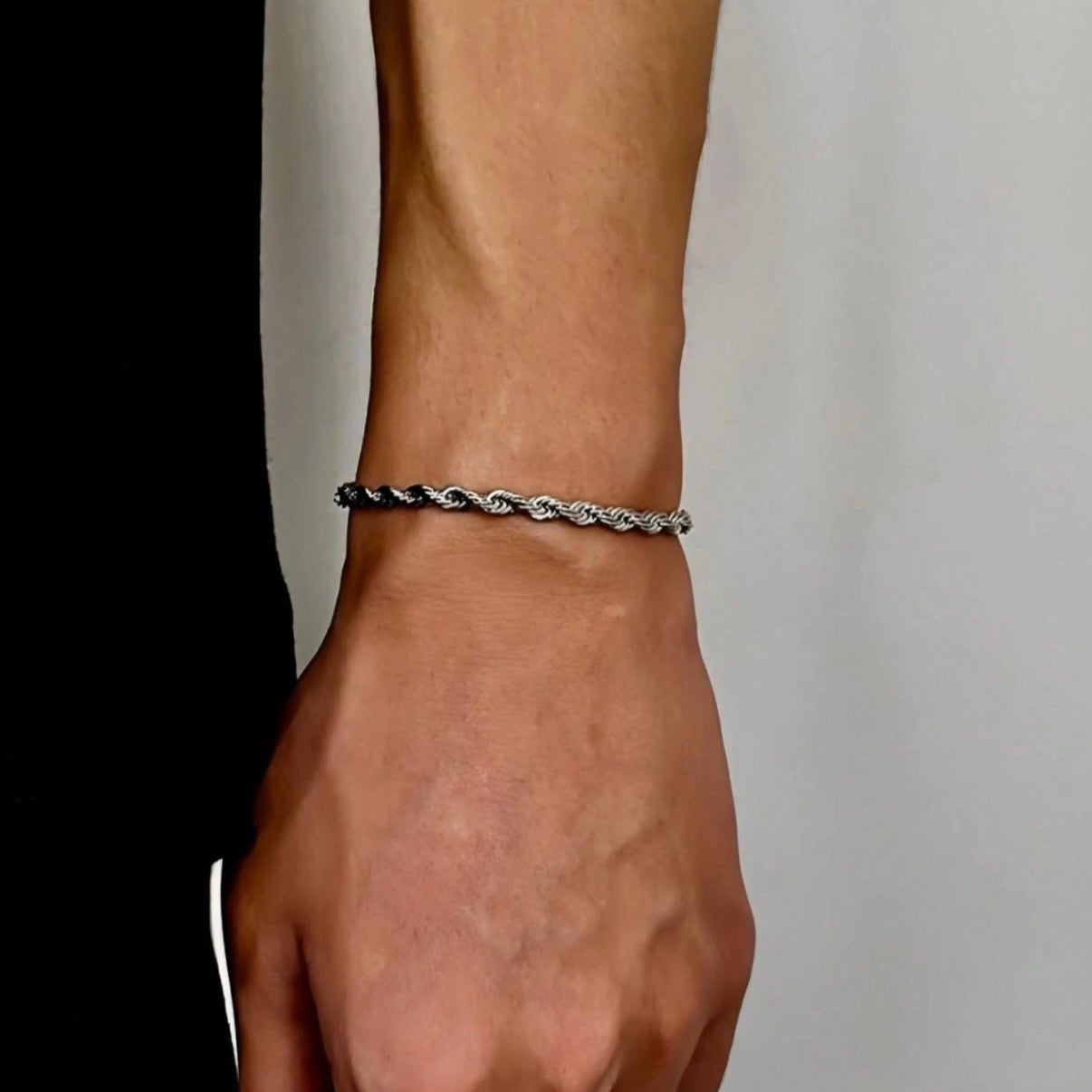 Seren Twist Bracelet