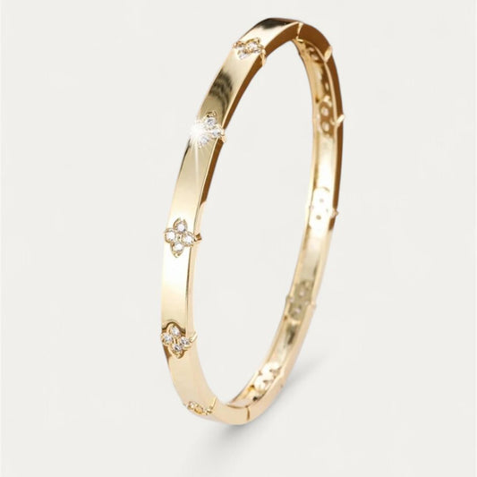 Lyra Clover Bracelet