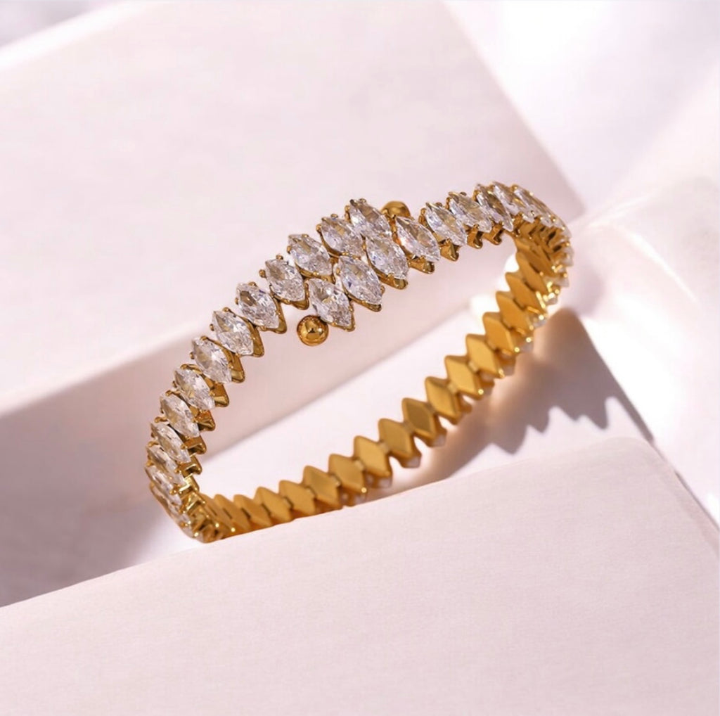 Diana Droplet Bracelet