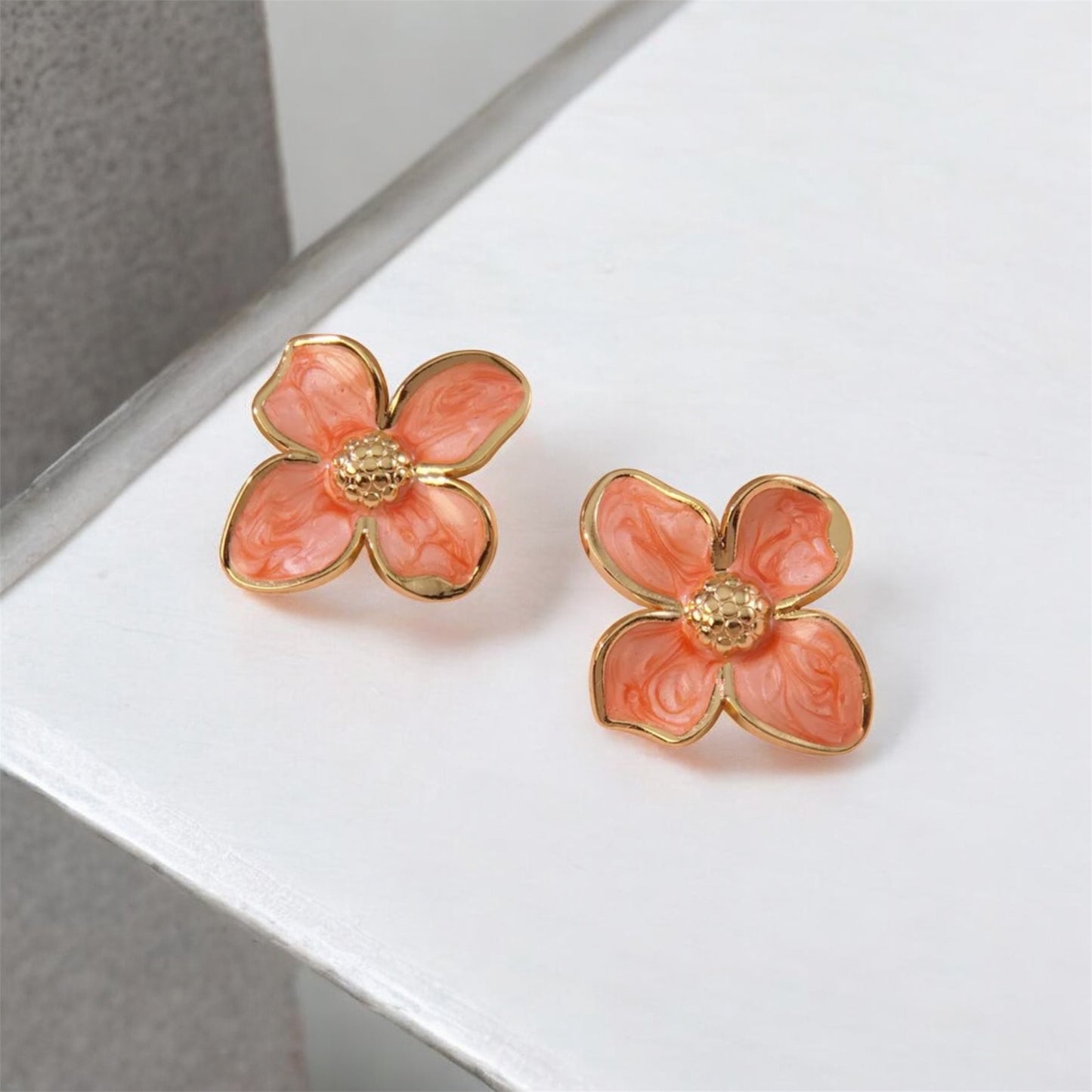 Kiki Flower Earrings