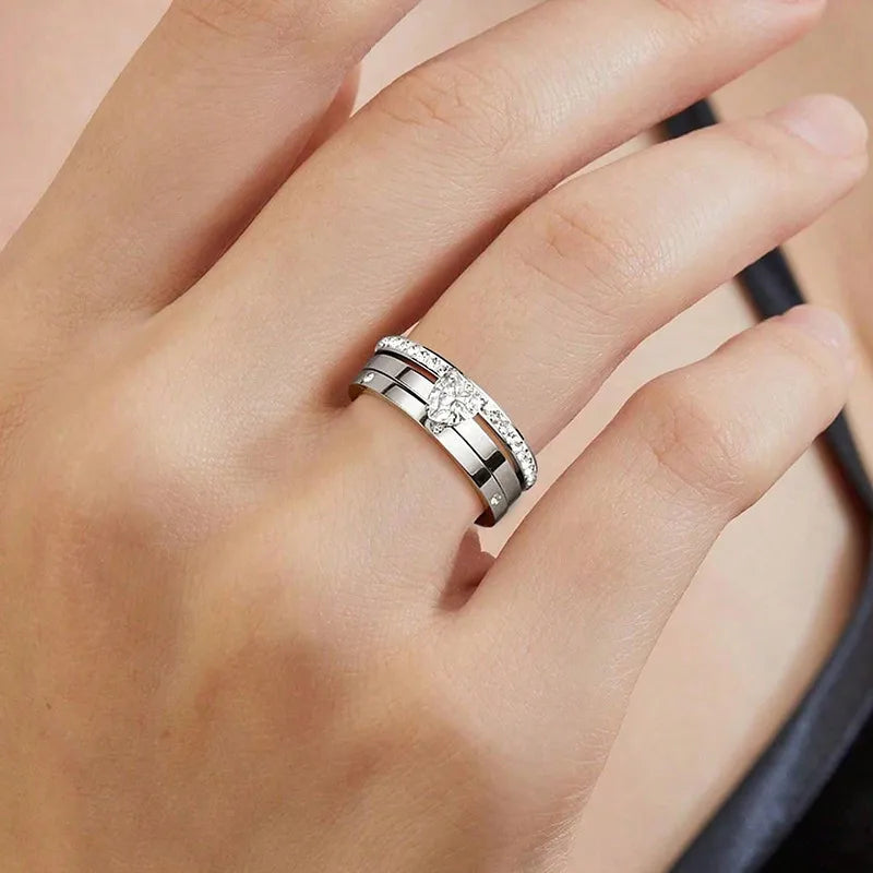 Liora Heart Ring Set