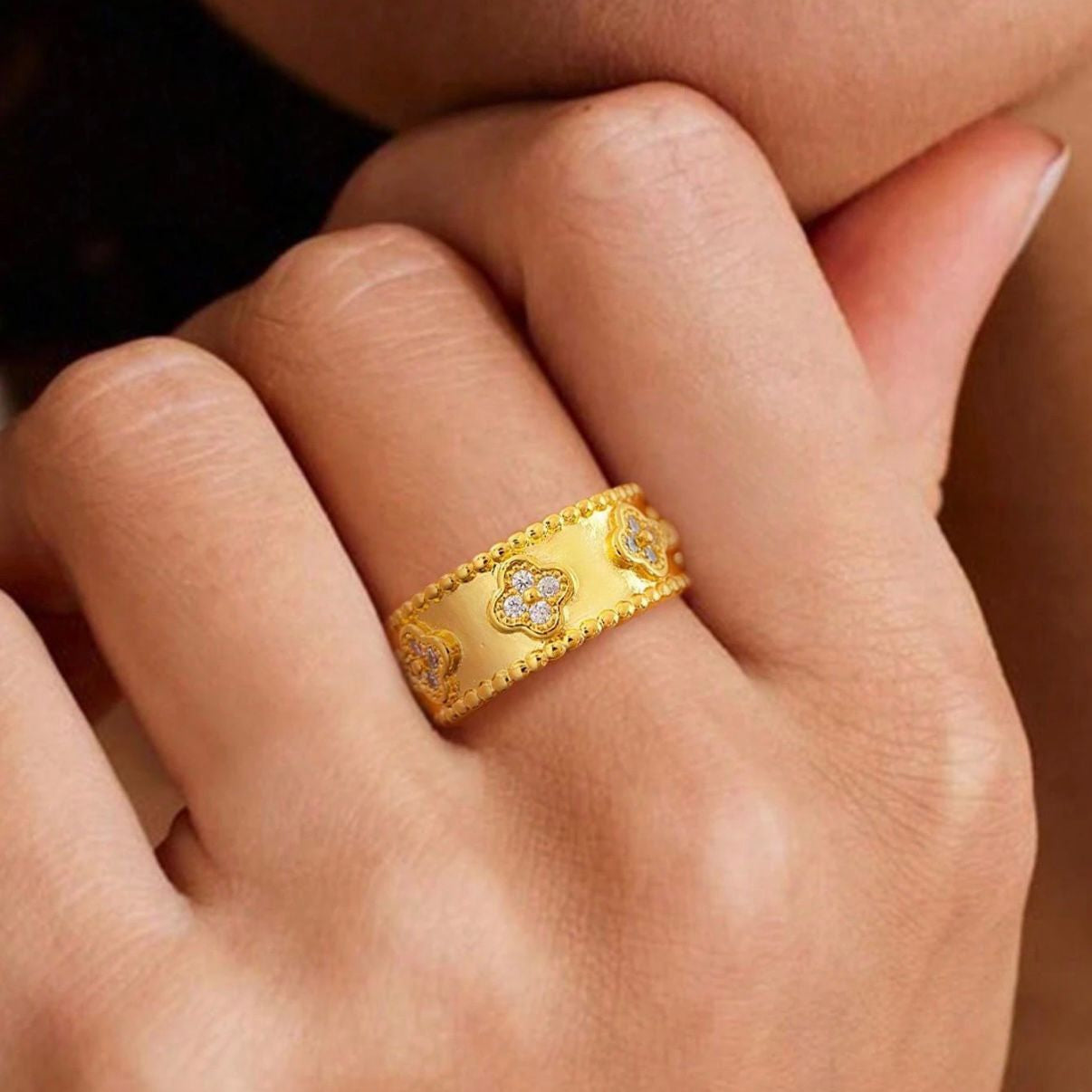 Alira Clover Ring